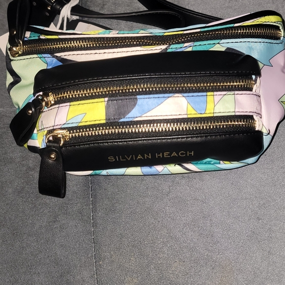 NWT Unique Silvian Heach Waist Bag Fantasy Sport ✨️ - Picture 3 of 14